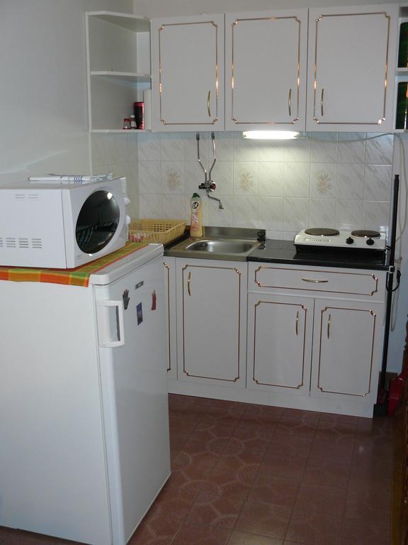 Zsuzsi Apartman Zalakaros Værelse billede